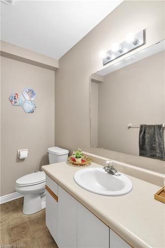 28-308 Conway Drive, London, ON - Indoor Photo Showing Bathroom