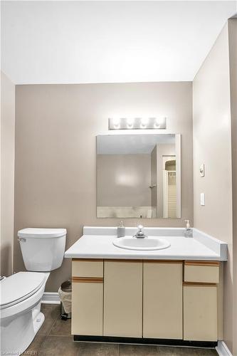 28-308 Conway Drive, London, ON - Indoor Photo Showing Bathroom