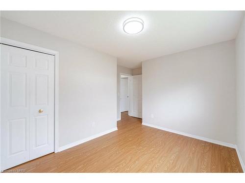 36 Poplar Crescent, Welland, ON - Indoor Photo Showing Other Room