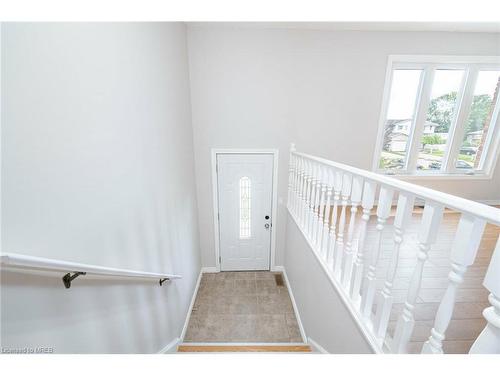 36 Poplar Crescent, Welland, ON - Indoor Photo Showing Other Room