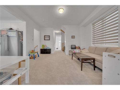 123 Povey Road Road, Fergus, ON - Indoor Photo Showing Living Room