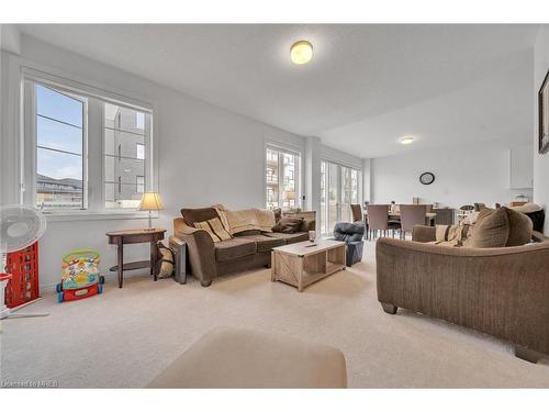 123 Povey Road Road, Fergus, ON - Indoor Photo Showing Living Room