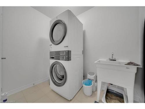 123 Povey Road Road, Fergus, ON - Indoor Photo Showing Laundry Room