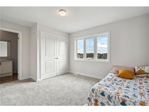 39 Tulip Crescent, Simcoe, ON - Indoor Photo Showing Bedroom