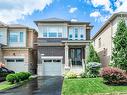 18 Falconridge Terrace Falconridge Terrace, East Gwillimbury, ON  - Outdoor With Facade 