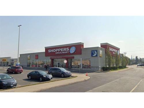 Upper-25 Spadina Avenue, Hamilton, ON - Outdoor