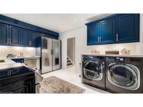 9 Delrosa Court, Toronto, ON - Indoor Photo Showing Laundry Room