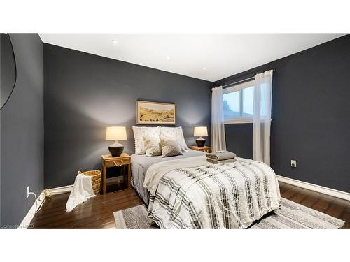 9 Delrosa Court, Toronto, ON - Indoor Photo Showing Bedroom