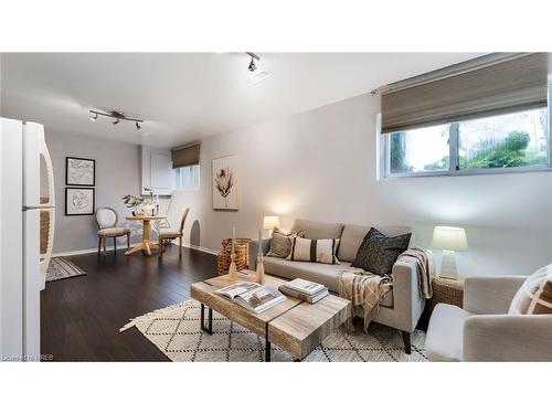 9 Delrosa Court, Toronto, ON - Indoor Photo Showing Living Room