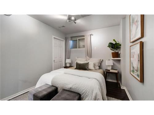 9 Delrosa Court, Toronto, ON - Indoor Photo Showing Bedroom