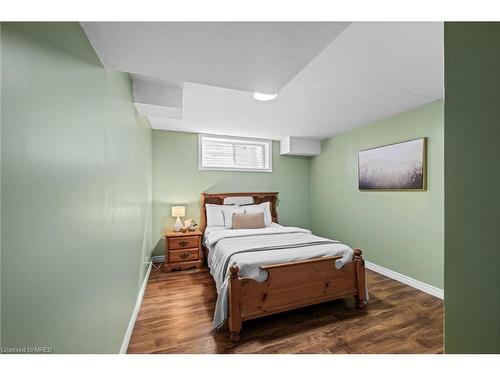 35 Freure Drive, Cambridge, ON - Indoor Photo Showing Bedroom