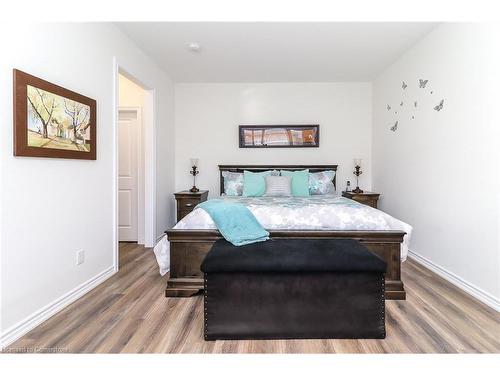 230 Roy Drive, Stayner, ON - Indoor Photo Showing Bedroom