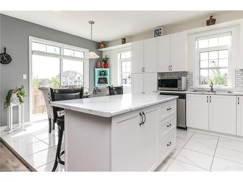 230 Roy Drive, Stayner, ON - Indoor Photo Showing Kitchen