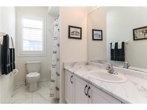 230 Roy Drive, Stayner, ON - Indoor Photo Showing Bathroom