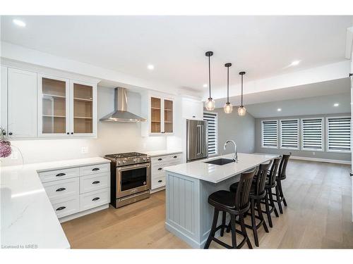 17 Quarry Road, Penetanguishene, ON - Indoor Photo Showing Kitchen With Upgraded Kitchen