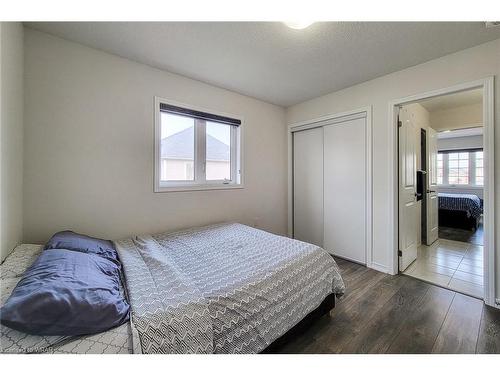 62 Cooke Avenue, Brantford, ON - Indoor Photo Showing Bedroom