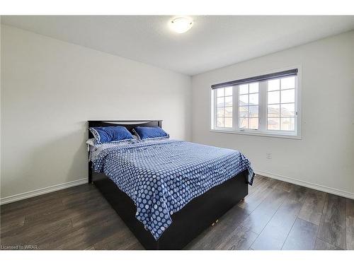 62 Cooke Avenue, Brantford, ON - Indoor Photo Showing Bedroom