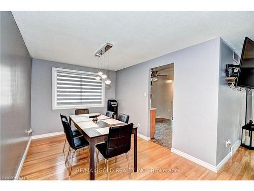 288 Salisbury Avenue, Cambridge, ON - Indoor Photo Showing Dining Room