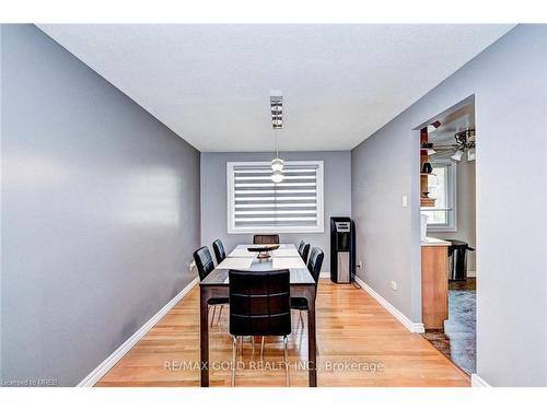 288 Salisbury Avenue, Cambridge, ON - Indoor Photo Showing Dining Room