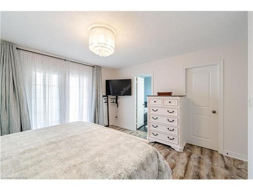 50 Mccardy Court, Caledon, ON - Indoor Photo Showing Bedroom