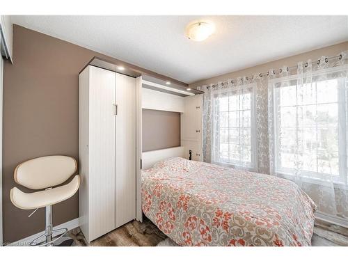 50 Mccardy Court, Caledon, ON - Indoor Photo Showing Bedroom