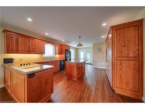 A-12 Clayton Street, Perth, ON - Indoor Photo Showing Kitchen