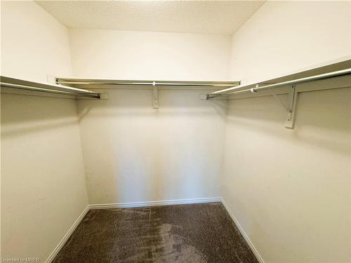 8659 Chickory Trail, Niagara Falls, ON - Indoor With Storage