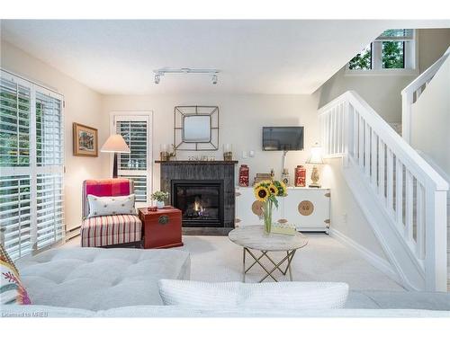 493 Oxbow Crescent, Collingwood, ON - Indoor Photo Showing Living Room With Fireplace