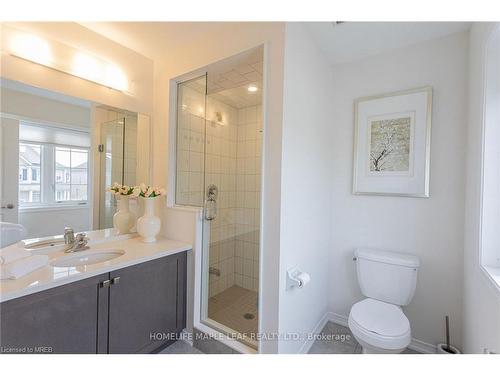 3 Cooke Avenue, Brantford, ON - Indoor Photo Showing Bathroom