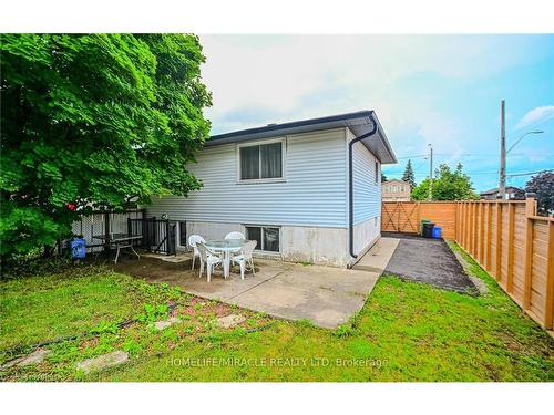 1032 Stone Church Road, Hamilton, ON - Outdoor With Exterior