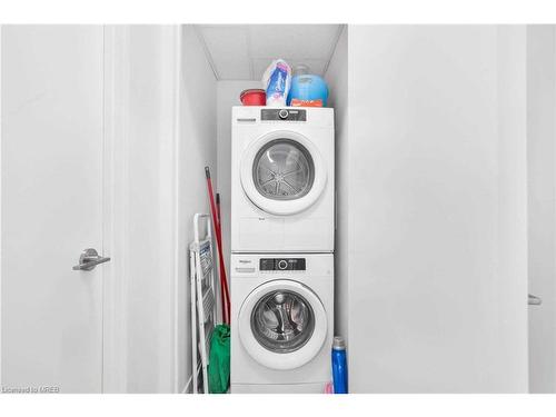 703-128 King Street North Street, Waterloo, ON - Indoor Photo Showing Laundry Room