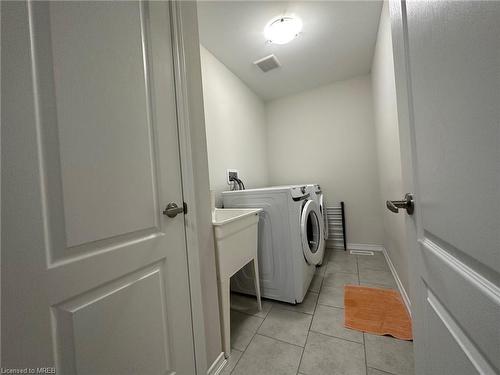 65 Anderson Road Road, Brantford, ON - Indoor Photo Showing Laundry Room