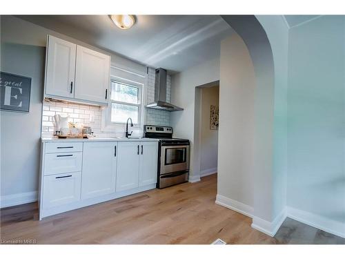 189 Ross Street, Welland, ON - Indoor Photo Showing Kitchen