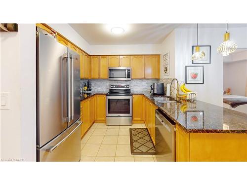 422-60 Mendelssohn Street, Toronto, ON - Indoor Photo Showing Kitchen With Stainless Steel Kitchen