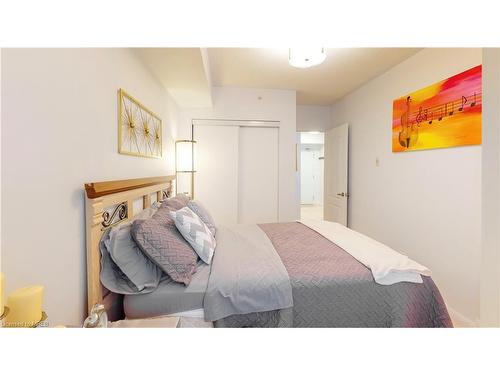 422-60 Mendelssohn Street, Toronto, ON - Indoor Photo Showing Bedroom