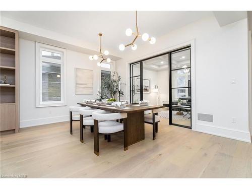 501 Avonwood Drive, Mississauga, ON - Indoor Photo Showing Dining Room