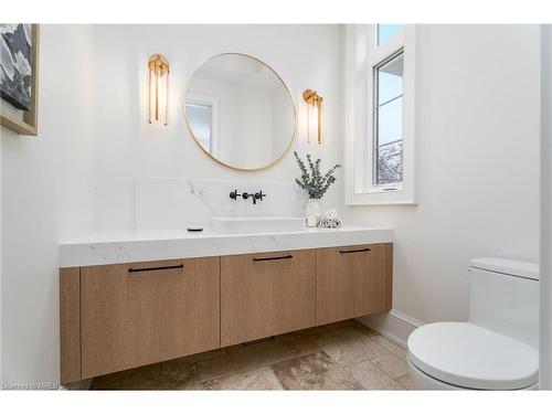 501 Avonwood Drive, Mississauga, ON - Indoor Photo Showing Bathroom