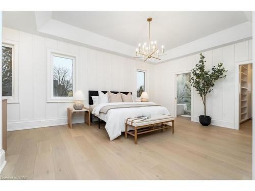 501 Avonwood Drive, Mississauga, ON - Indoor Photo Showing Bedroom