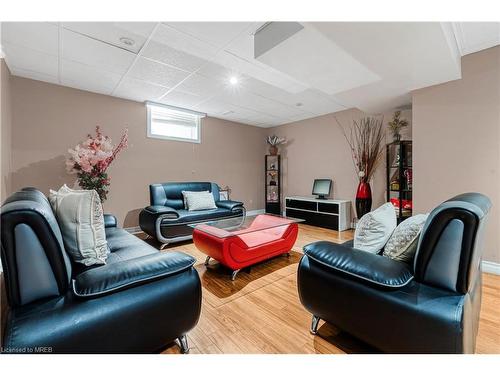 14 Potters Way, Woodstock, ON - Indoor Photo Showing Basement