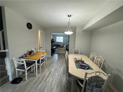 64-7768 Ascot Circle Circle, Niagara Falls, ON - Indoor Photo Showing Dining Room