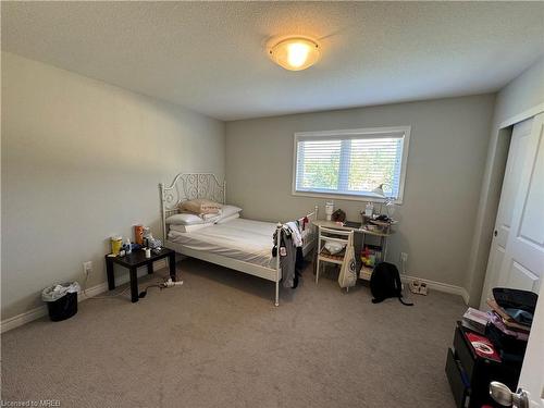 64-7768 Ascot Circle Circle, Niagara Falls, ON - Indoor Photo Showing Bedroom