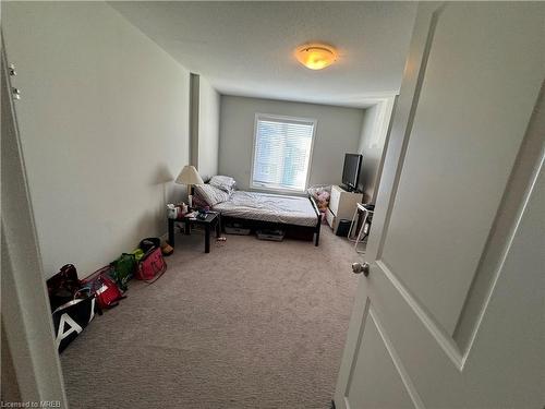 64-7768 Ascot Circle Circle, Niagara Falls, ON - Indoor Photo Showing Bedroom