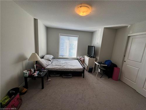 64-7768 Ascot Circle Circle, Niagara Falls, ON - Indoor Photo Showing Bedroom