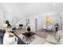 101 Crone Court, Newmarket, ON  - Indoor Photo Showing Living Room 