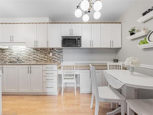 1403-61 Richview Road, Toronto, ON - Indoor Photo Showing Kitchen