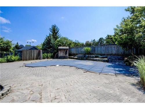 603 Salzburg Drive, Waterloo, ON - Outdoor