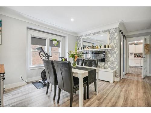 80 Haynes Avenue, St. Catharines, ON - Indoor Photo Showing Dining Room