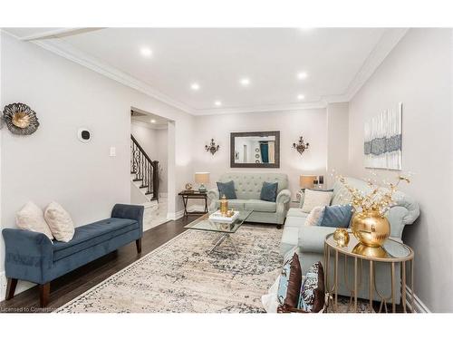 87 Fleetwood Crescent, Brampton, ON - Indoor Photo Showing Living Room