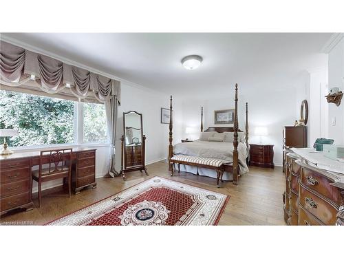 25 Cluster Oak Place, Brampton, ON - Indoor Photo Showing Bedroom