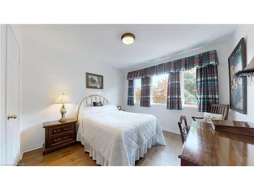 25 Cluster Oak Place, Brampton, ON - Indoor Photo Showing Bedroom